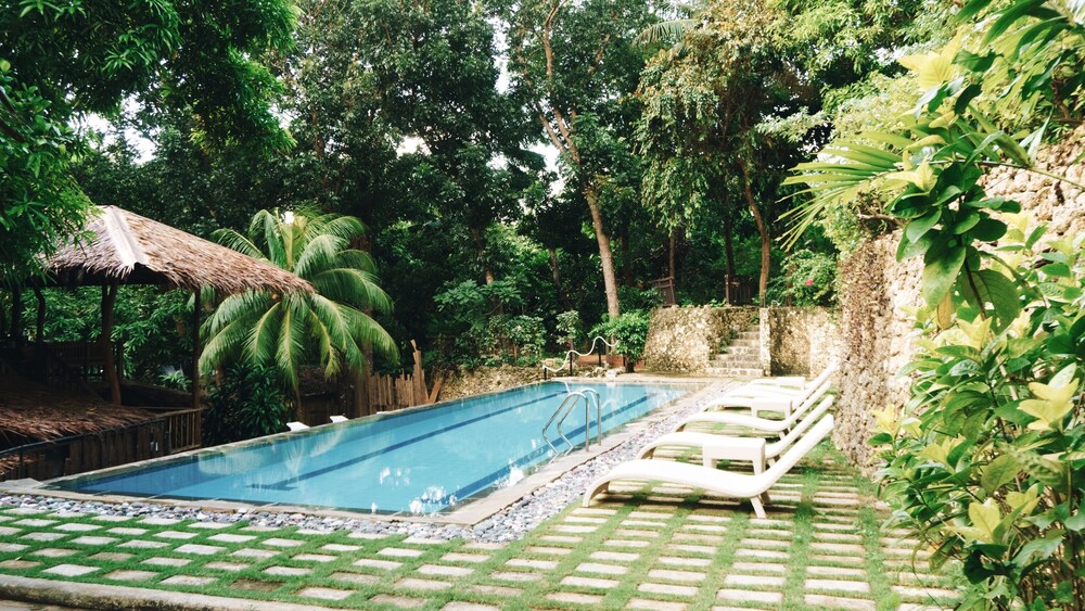 

Roma - Boracay - The Strand Boutique Resort