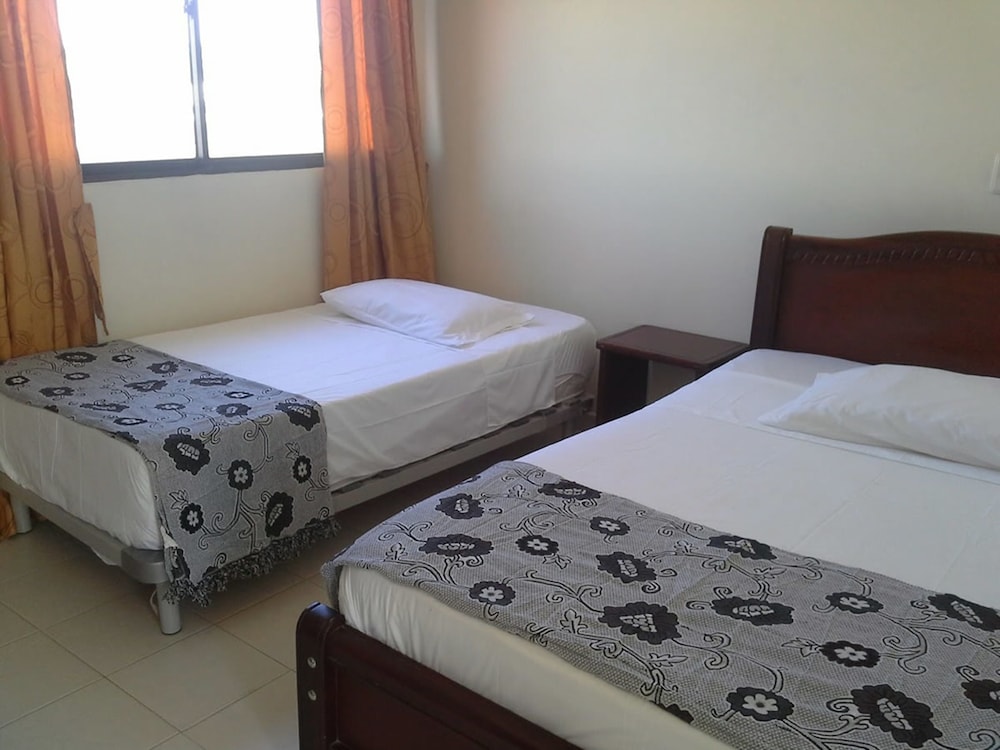 

Catania - Cartagena de Indias - Hotel La Via