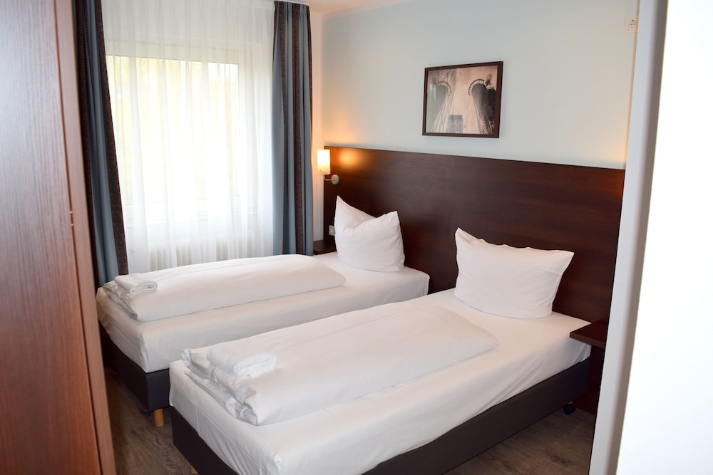 

Bologna - Frankfurt-Main Airport - Trip Inn Budget Hotel Messe