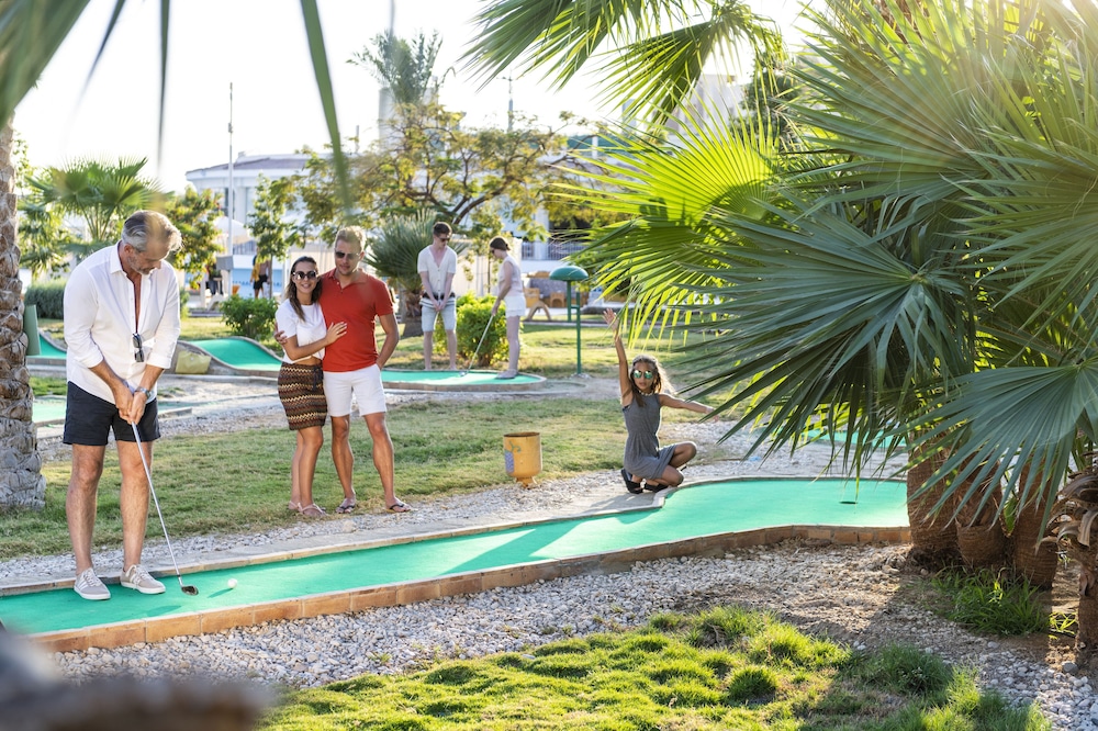 

Catania - El Gouna - Three Corners Sunny Beach Resort