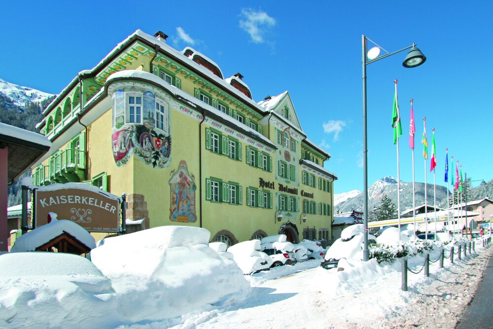 

Catania - Selva di Val Gardena - Hotel Dolomiti Schloss