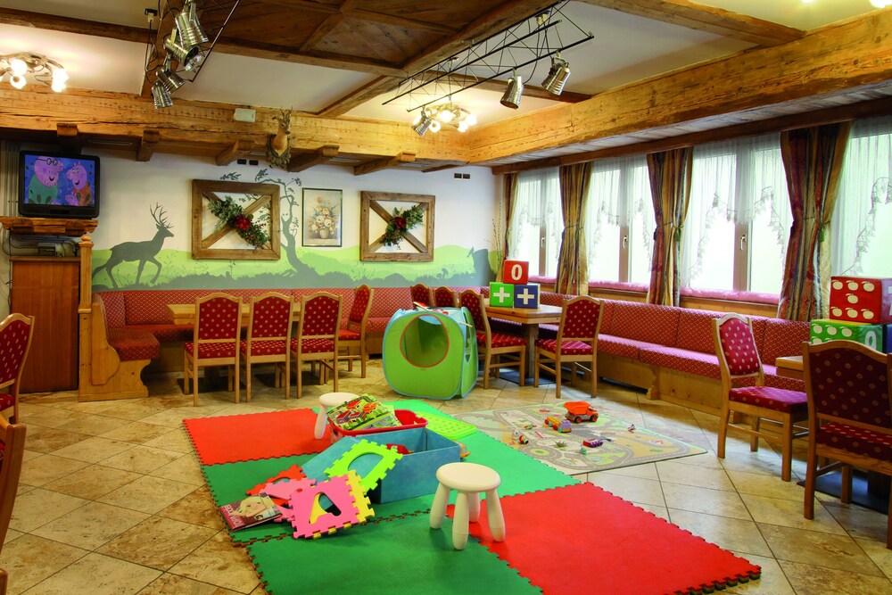 

Milano - Selva di Val Gardena - Hotel Dolomiti Schloss