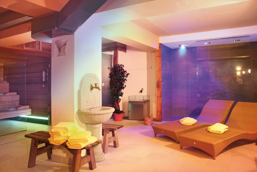 

Catania - Selva di Val Gardena - Hotel Dolomiti Schloss