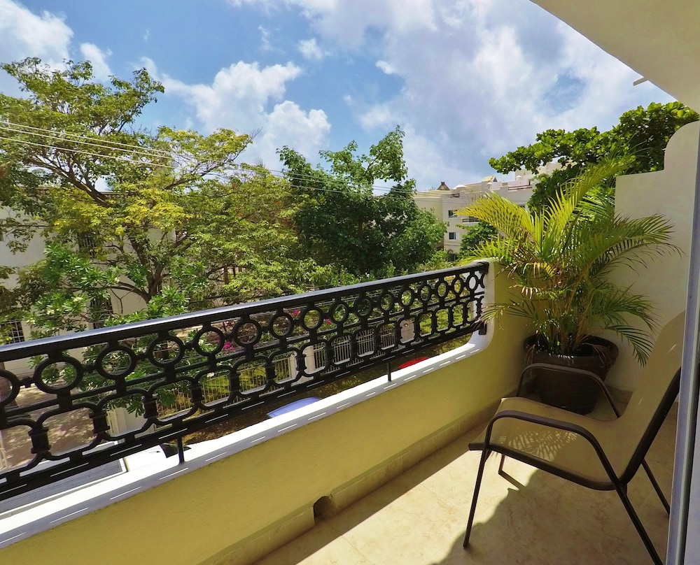 

Bologna - Playa del Carmen - Hotel El Campanario Playa del Carmen