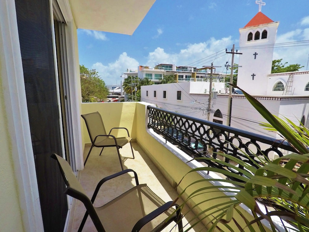 

Torino - Playa del Carmen - Hotel El Campanario Playa del Carmen