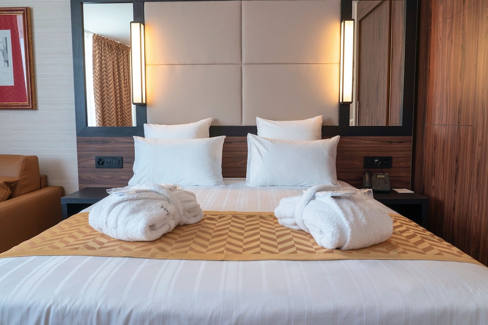 

Verona - Le Grand-Saconnex - Nash Suites Airport Hotel