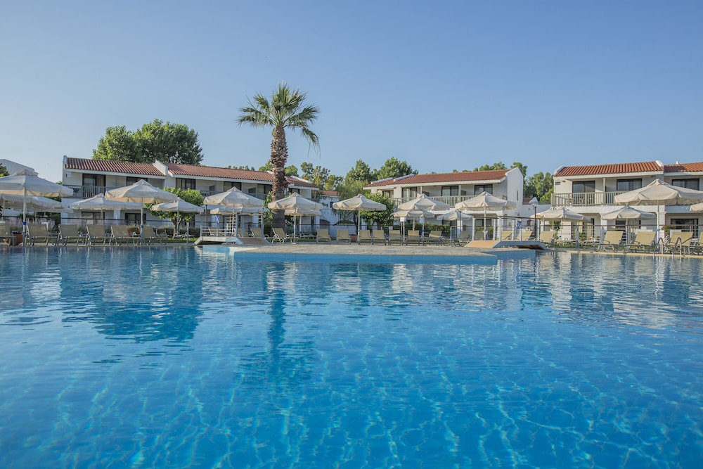 

Reggio Calabria - Marathón - Golden Coast Hotel & Bungalows - All Inclusive