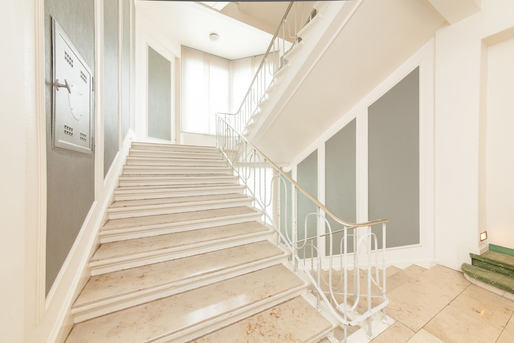 

Roma - Neu-Isenburg - Hotel Continental Frankfurt