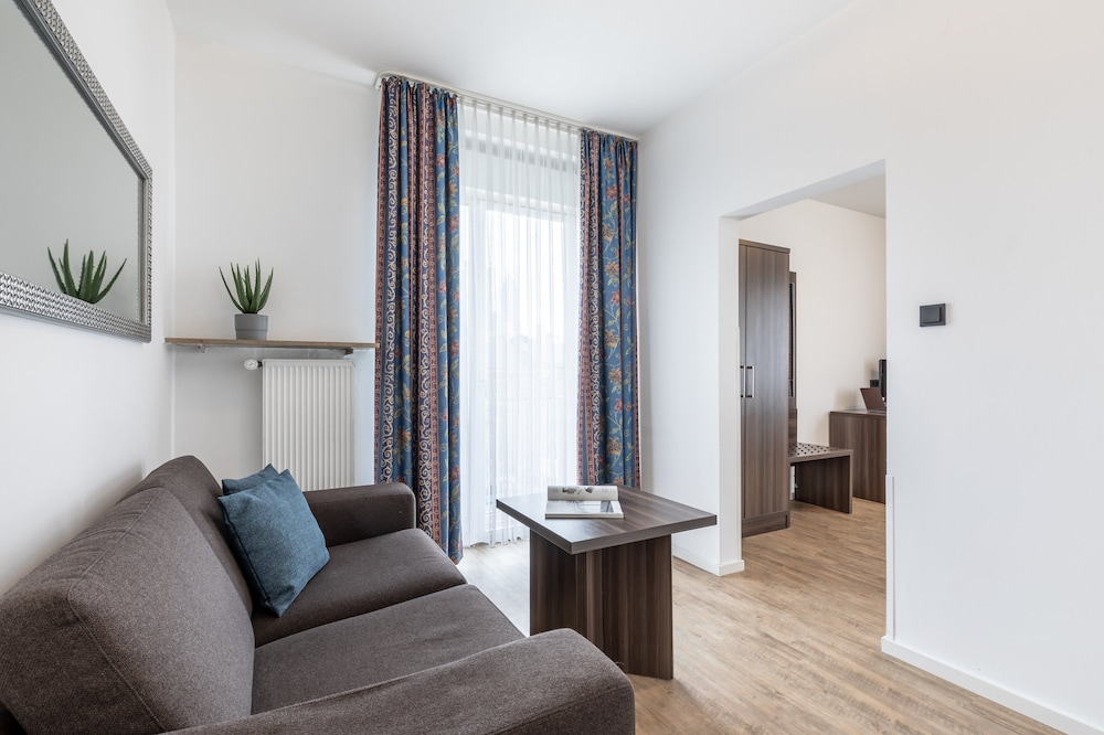 

Bari - Francoforte sul Meno - Hotel Continental Frankfurt