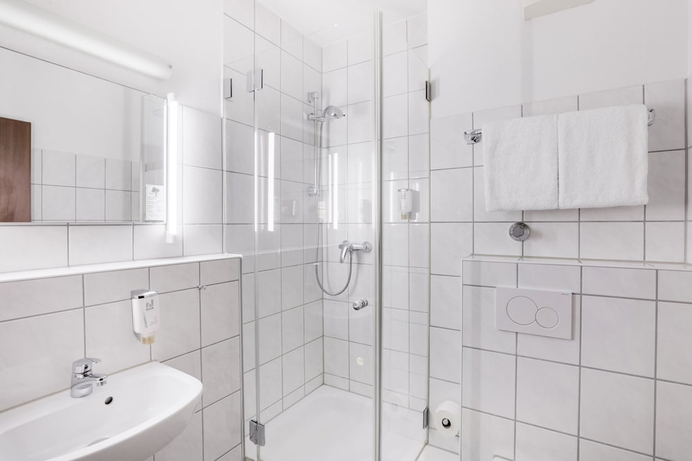 

Roma - Dusseldorf - acora Düsseldorf Living the City