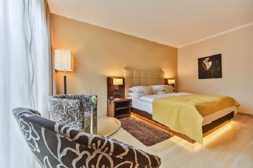 

Milano - Baden bei Wien - Hotel Sacher Baden