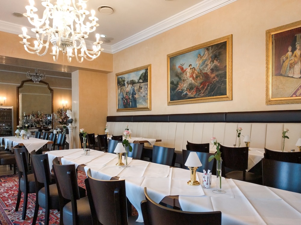 

Milano - Baden bei Wien - Hotel Sacher Baden