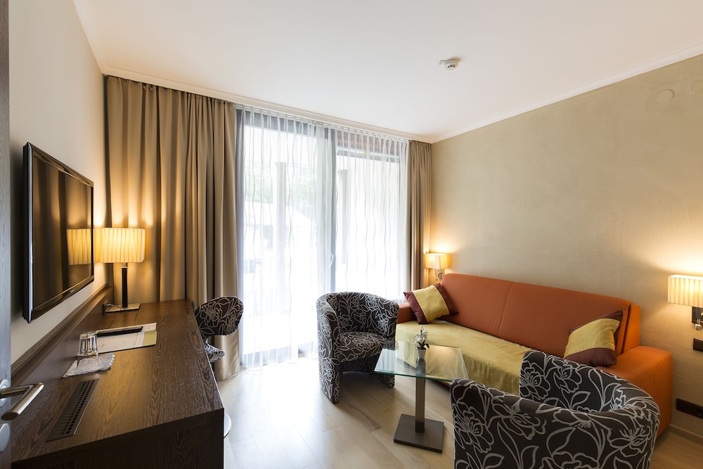 

Milano - Bad Vöslau - Hotel Sacher Baden