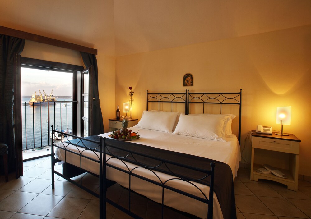 

Pisa - Gallipoli - Hotel Al Pescatore