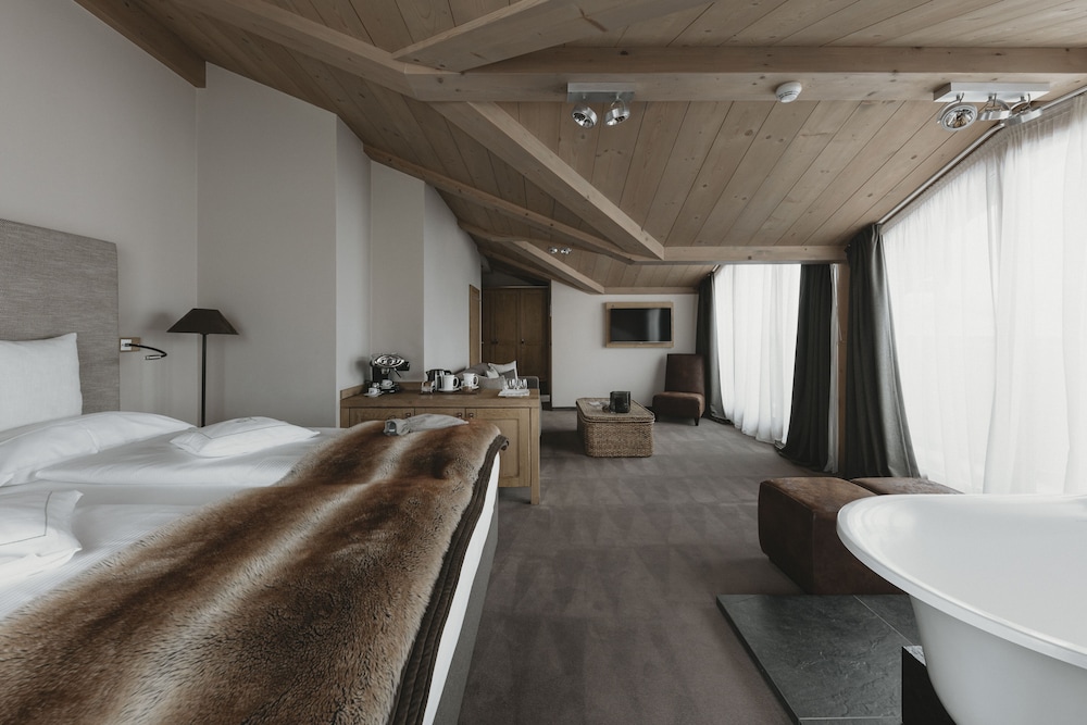 

Alghero - Valtellina, Montagna Italia - Eco & Wellness Boutique Hotel Sonne