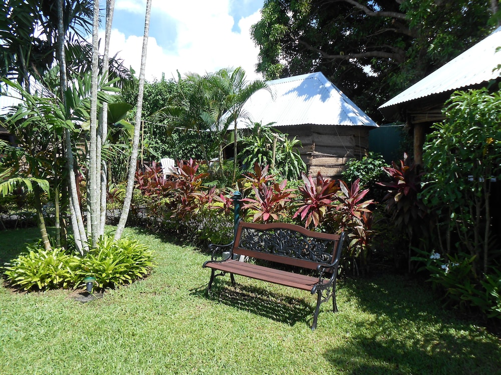

Milano - Apia - The Samoan Outrigger Hotel