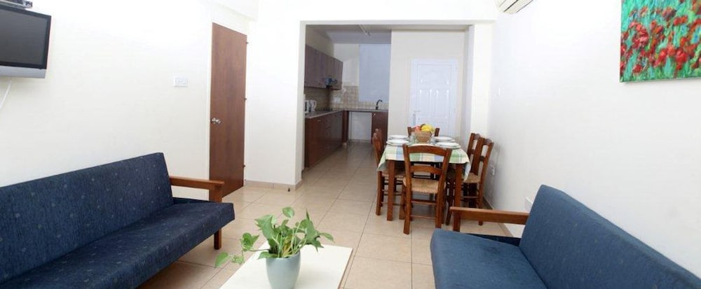 

Roma - Cipro - Captain Karas Holidays Apartments