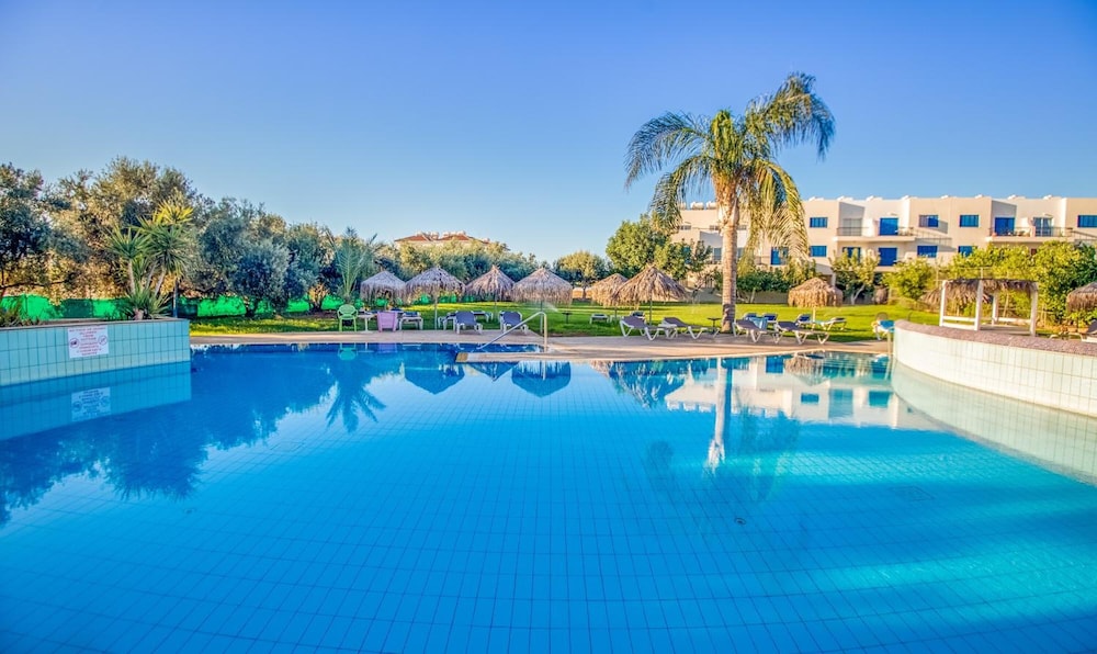 

Roma - Ayia Napa - Captain Karas Holidays Apartments