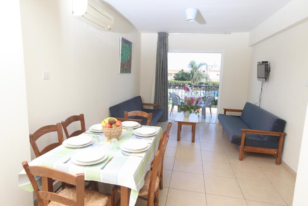 

Venezia - Ayia Napa - Captain Karas Holidays Apartments