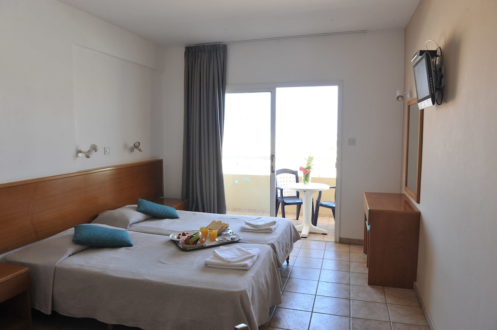 

Venezia - Cipro - Captain Karas Holidays Apartments