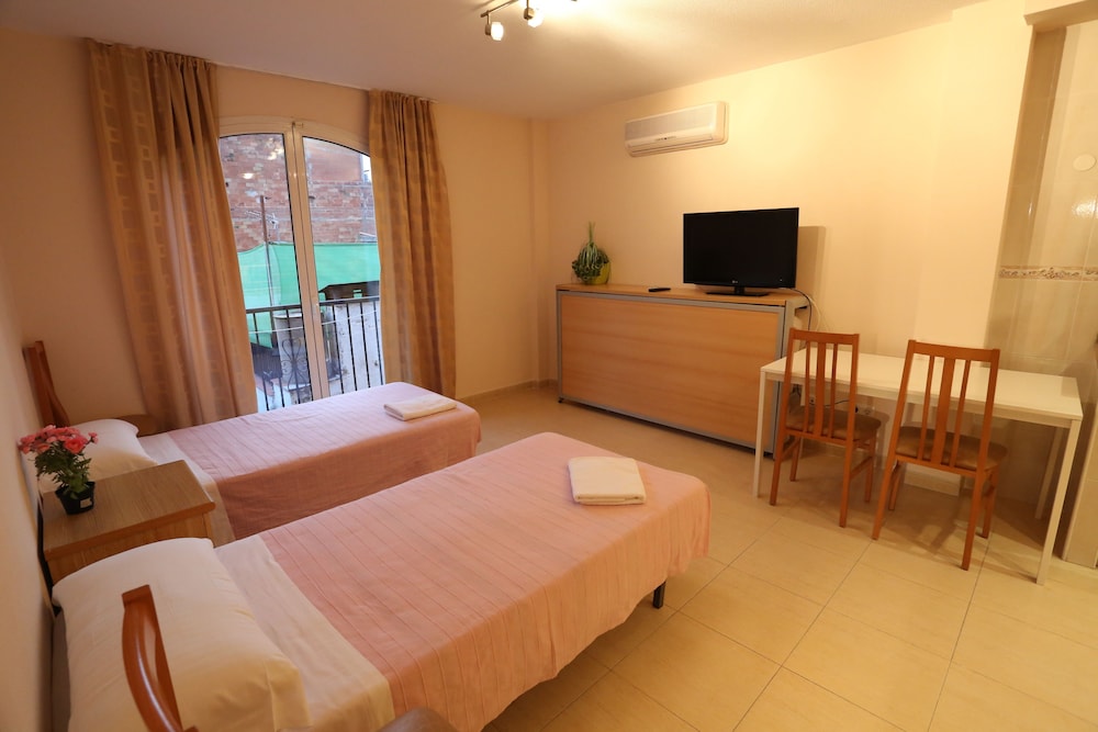 

Napoli - Costa Brava, Spagna - Royal Inn Aparthotel