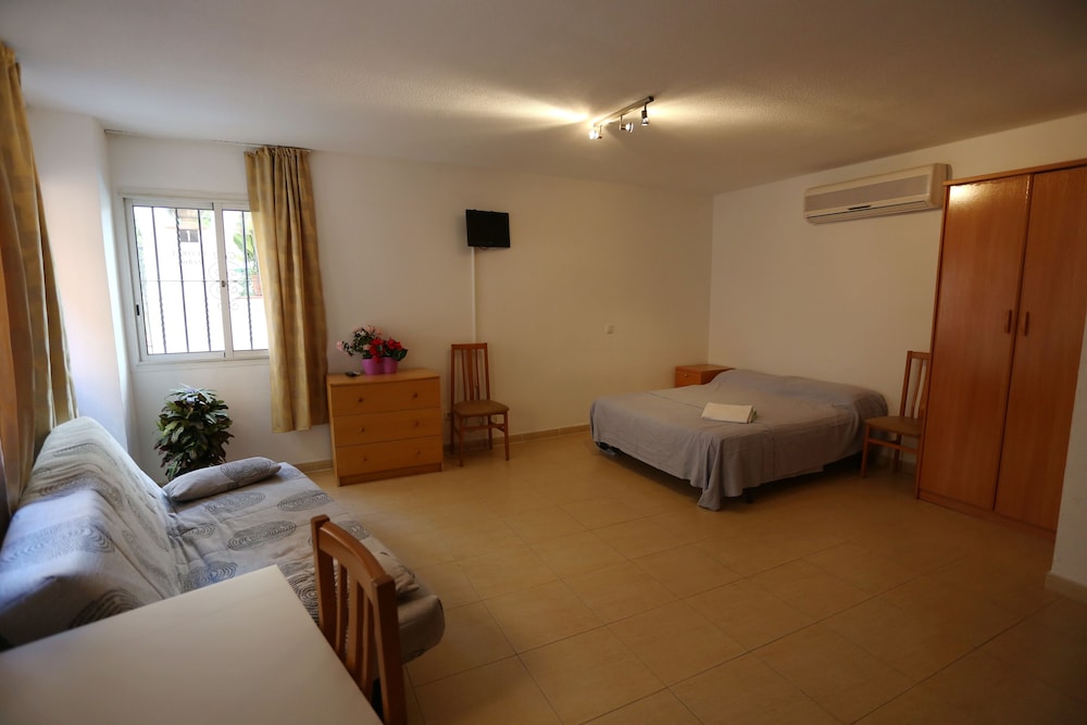 

Milano - Costa Brava, Spagna - Royal Inn Aparthotel