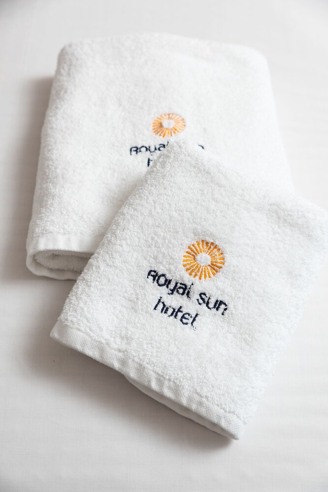 

Venezia - Kalyves - Royal Sun Hotel