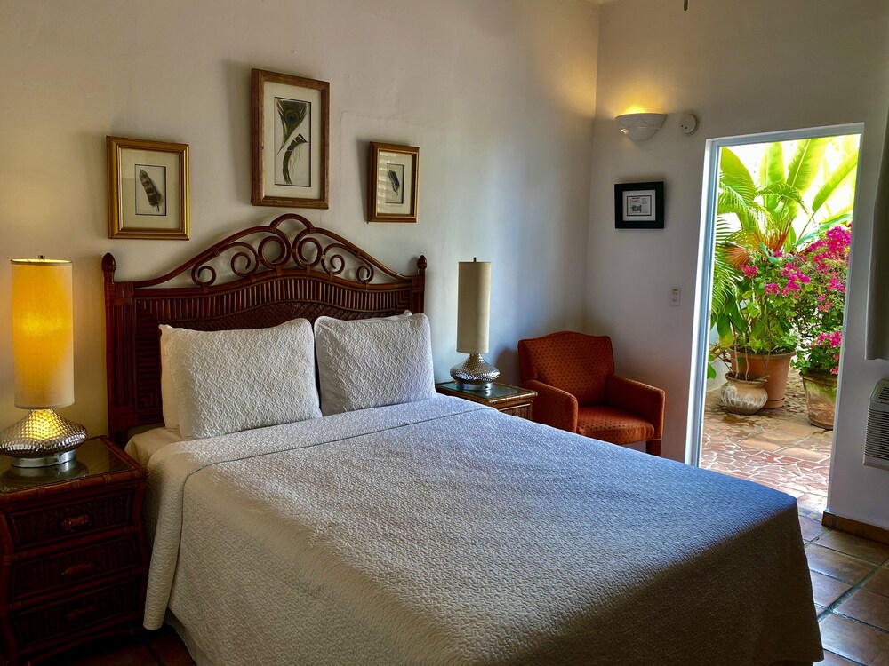 

Roma - San Juan - At Wind Chimes Boutique Hotel