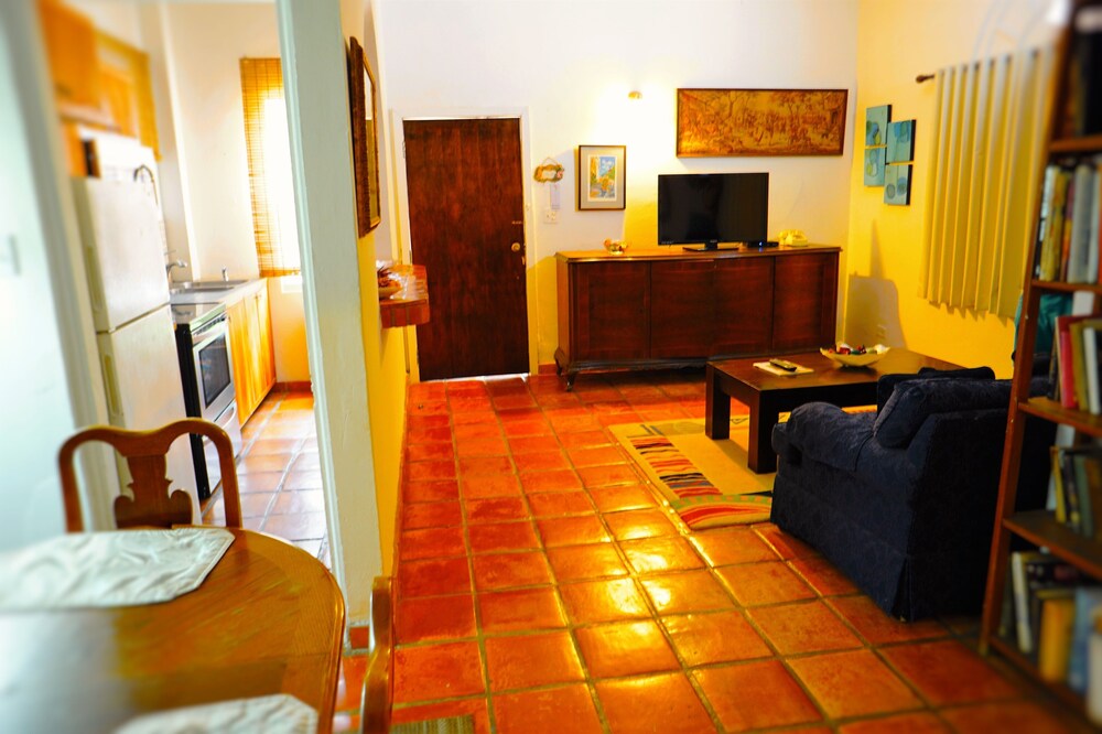 

Roma - San Juan - At Wind Chimes Boutique Hotel
