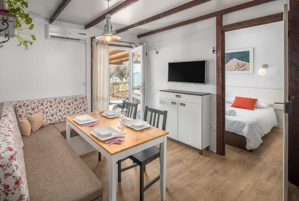 

Milano - Barbariga - Camping Homes Mon Perin