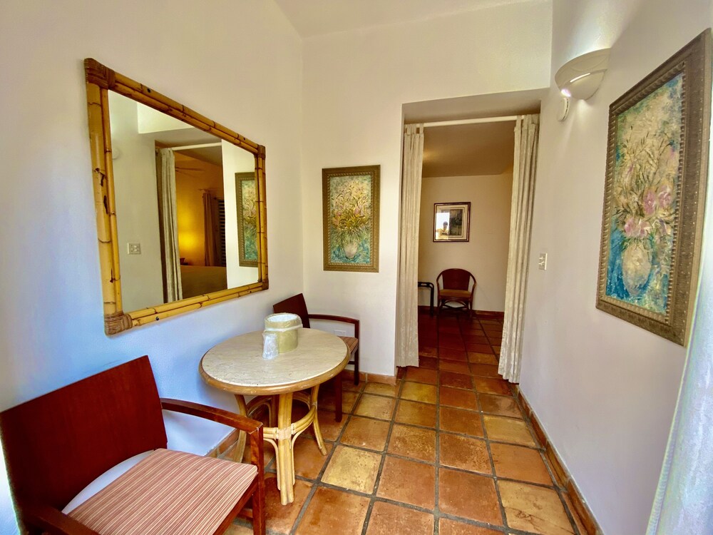 

Roma - San Juan - At Wind Chimes Boutique Hotel