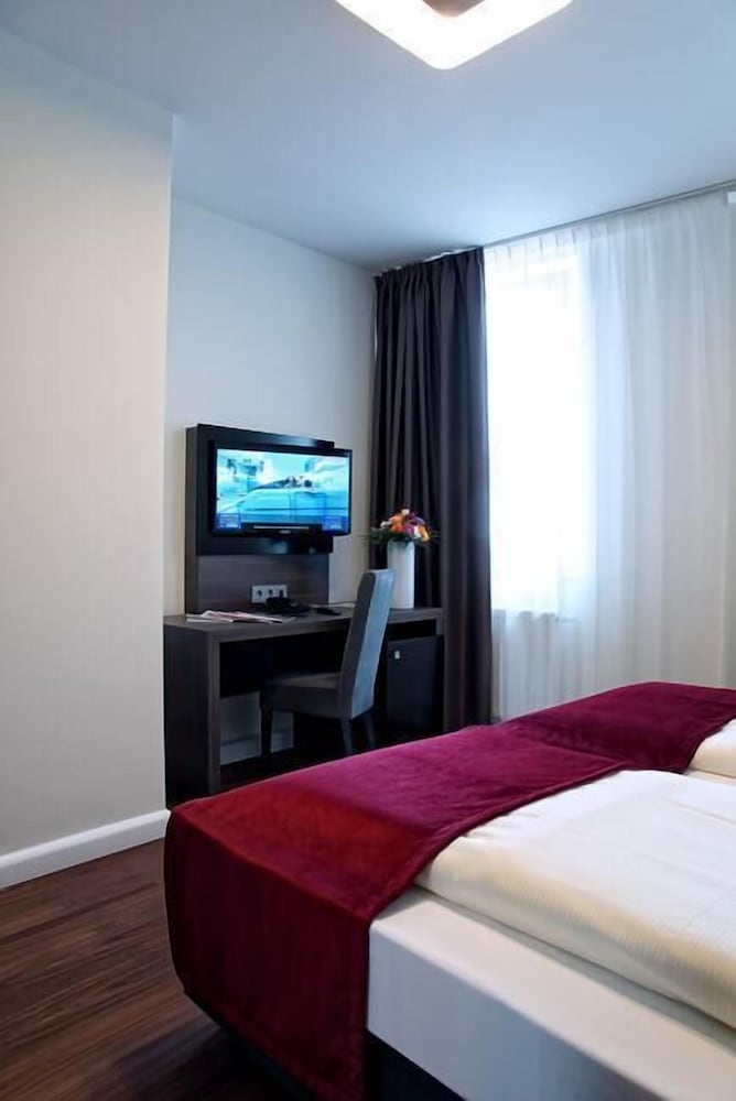 

Milano - Hofheim am Taunus - Milbor Hotel