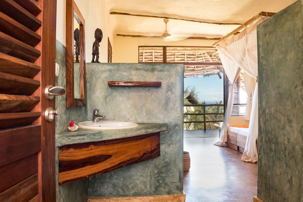

Bologna - Matemwe - Sunshine Marine Lodge