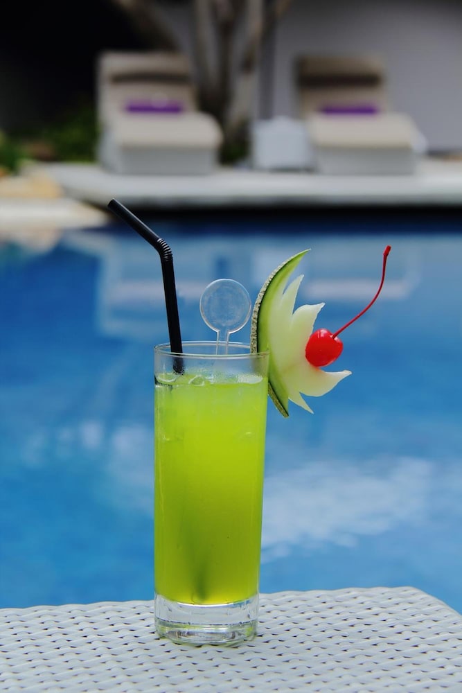 

Catania - Nusa Dua - Bali - Amaroossa Suite Bali
