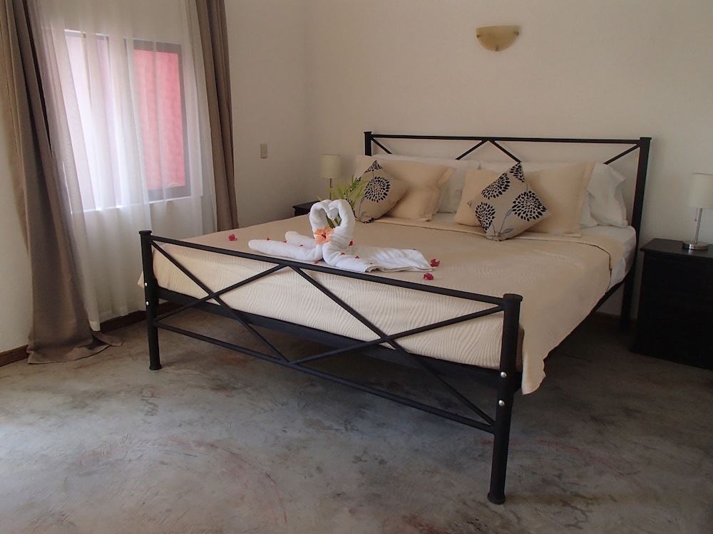 

Roma - Playa Flamingo - Conchal Hotel