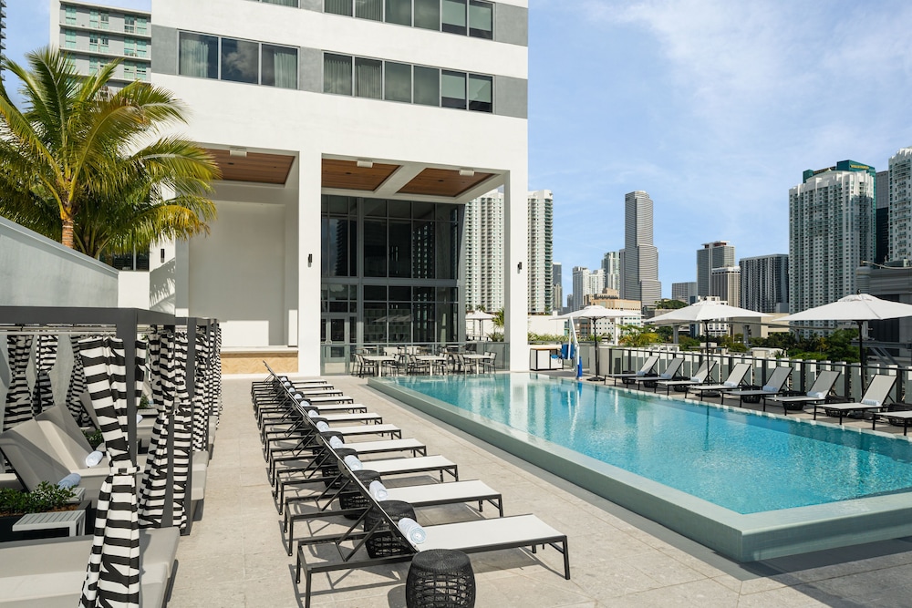 

Bologna - Key Biscayne - Element Miami Brickell