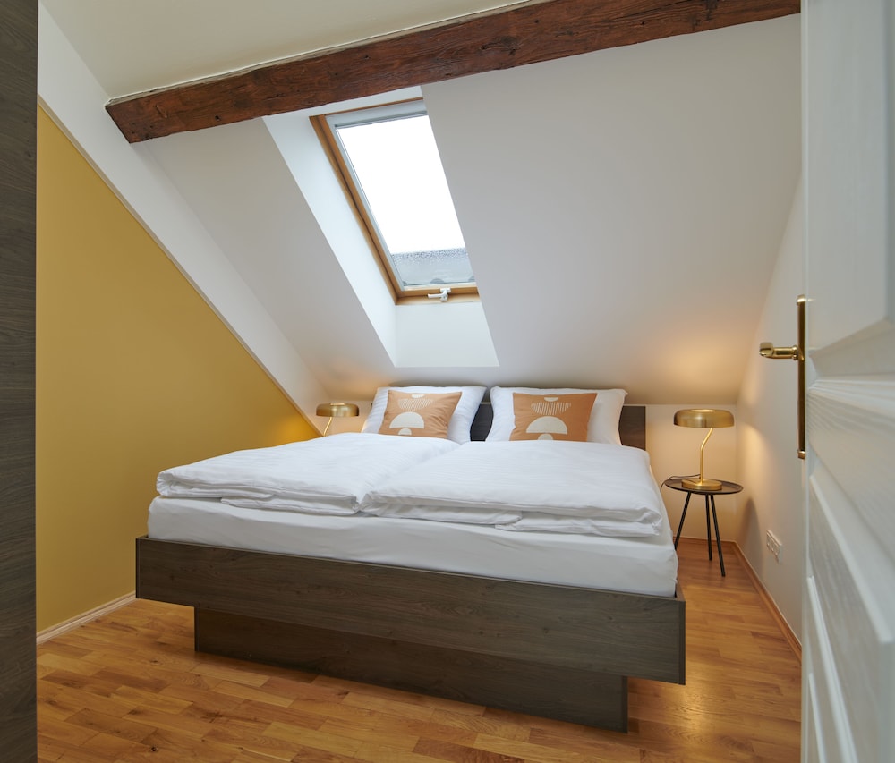 

Venezia - Horoměřice - VN48 Suites by Adrez Living