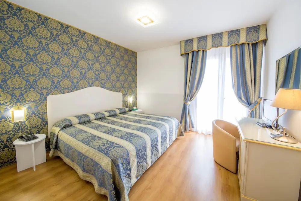 

Catania - Preganziol - LAERTE PALACE HOTEL