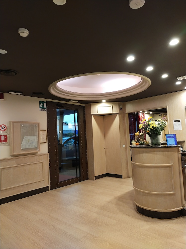 

Catania - Preganziol - LAERTE PALACE HOTEL