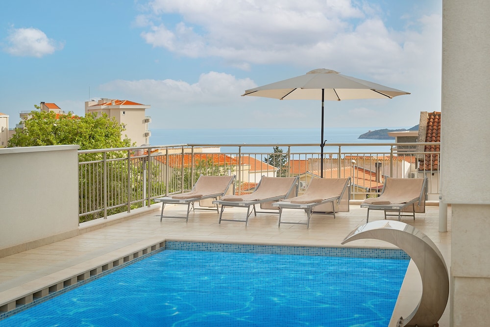 APART Garni Hotel LARIMAR