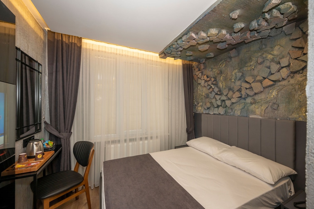 

Bari - Istanbul, New Airport - Continental Airport Hotel