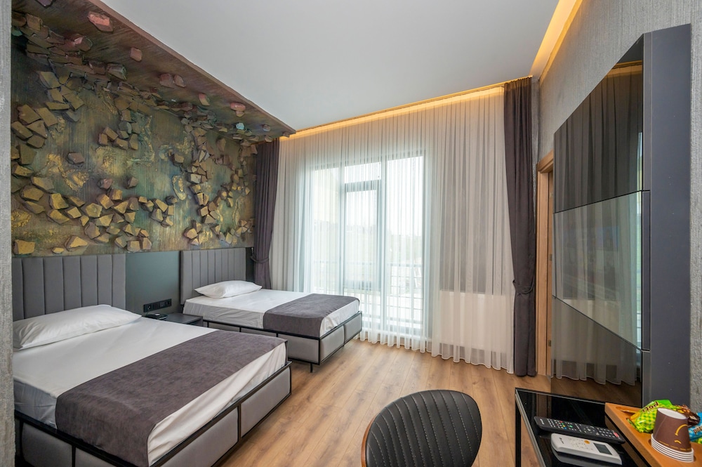 

Bologna - Istanbul, New Airport - Continental Airport Hotel