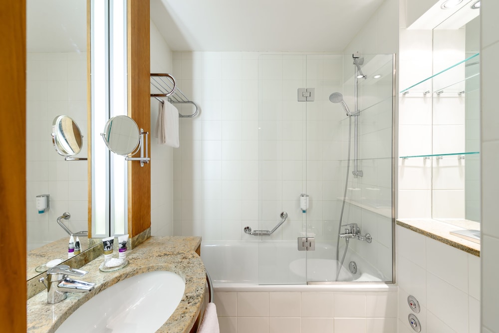 

Roma - Freising - Mercure Hotel München Airport Freising