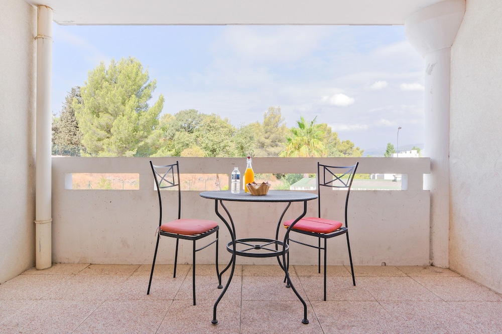 

Roma - La Seyne-Sur-Mer - Zenitude Hôtel-Résidences Toulon Six Fours