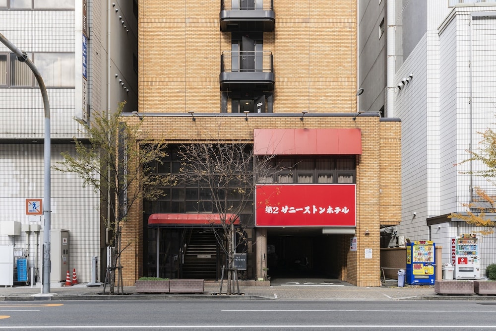 

Roma - Osaka - Dai-ni Sunny Stone Hotel
