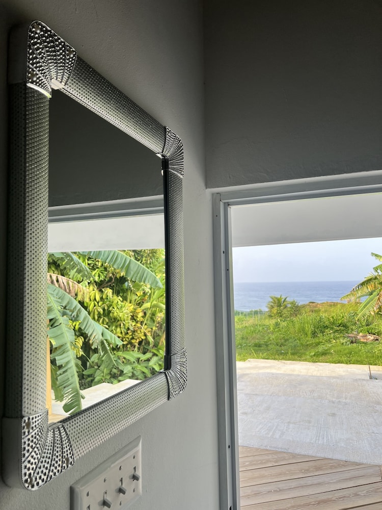 

Catania - Long Bay - Jamaica Colors Eco-Retreat Hotel and Spa