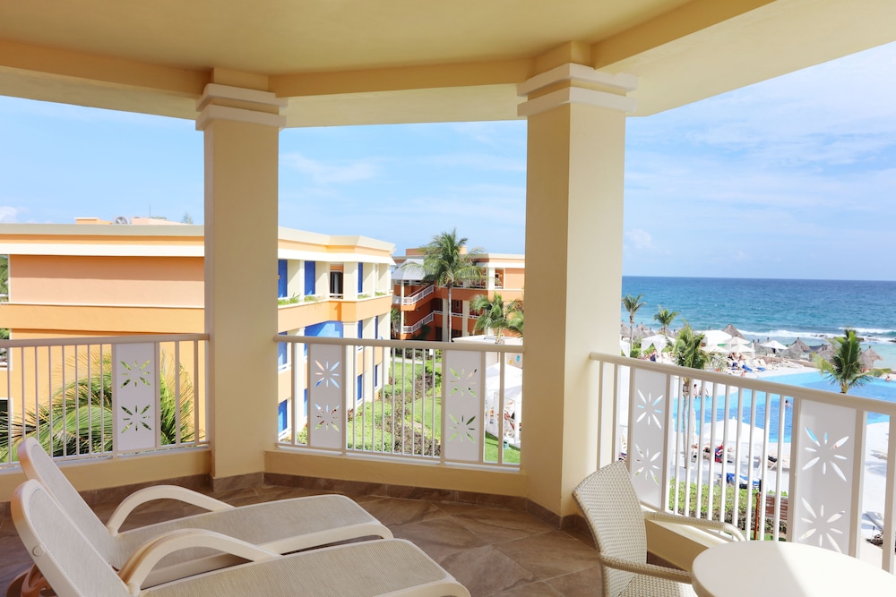 

Roma - Balcheil - Bahia Principe Luxury Akumal - All Inclusive