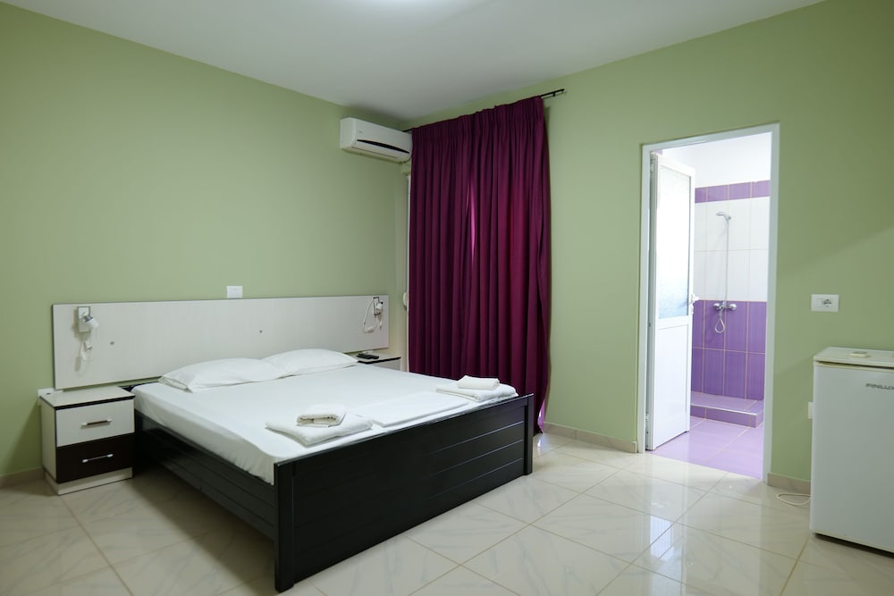 

Milano - Himarë - Hotel Jali