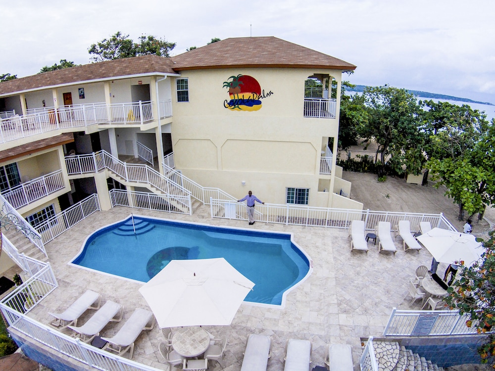 

Verona - Negril - CocoLaPalm Seaside Resort