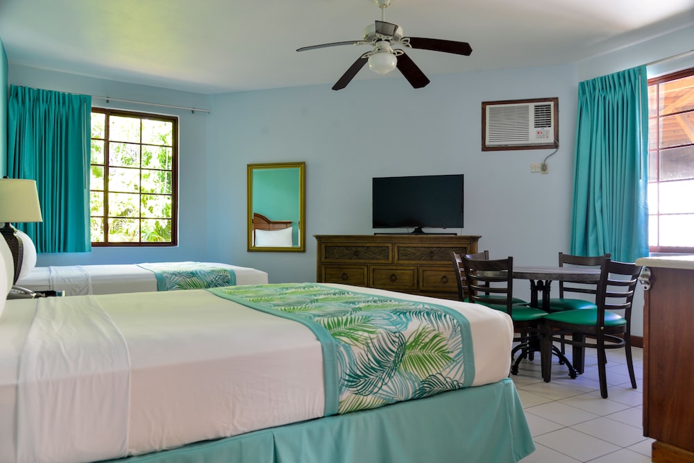 

Verona - Negril - CocoLaPalm Seaside Resort